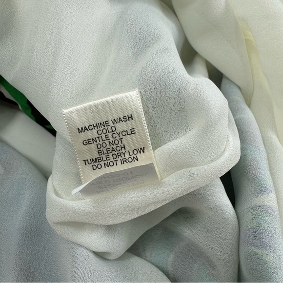 NWOT Bohemian Green and Blue Patterned Skirt - Picture 5 of 7